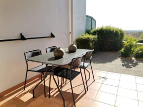 T1 Bis avec piscine vue golf et montagnes